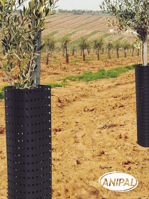 Protector negro calado 20x60 de cultivos