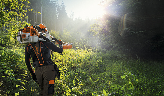 Arnes-desbrozadora-profesional hilo desbrozadora