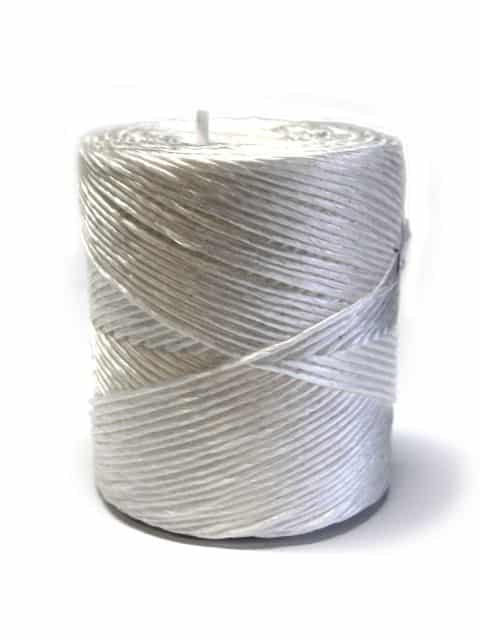 Bobina hilo rafia blanco 750 grs.(450 mts)