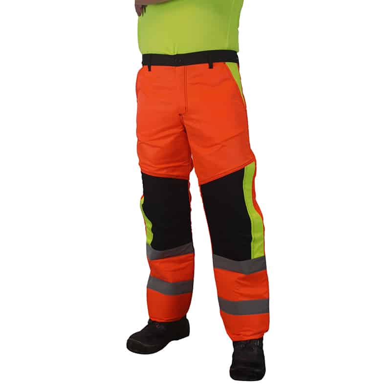 Pantalón desbroce Alta Visibilidad reflectante Pantalón destinado a la protección en las labores de desbroce con maquinaria a nivel profesional con reflectante para ser altamente visible durante el trabajo.