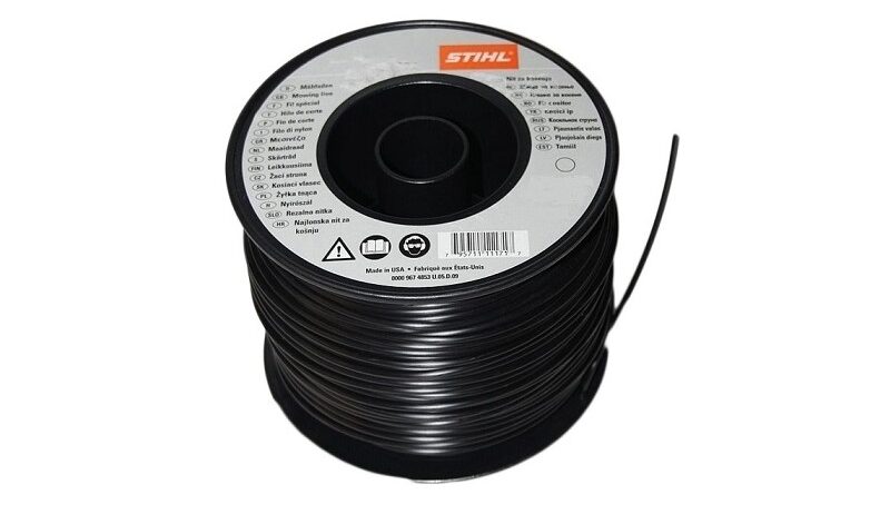 Guía de accesorios de corte para desbrozadora: Cómo elegir entre hilo de nailon y discos metálicos