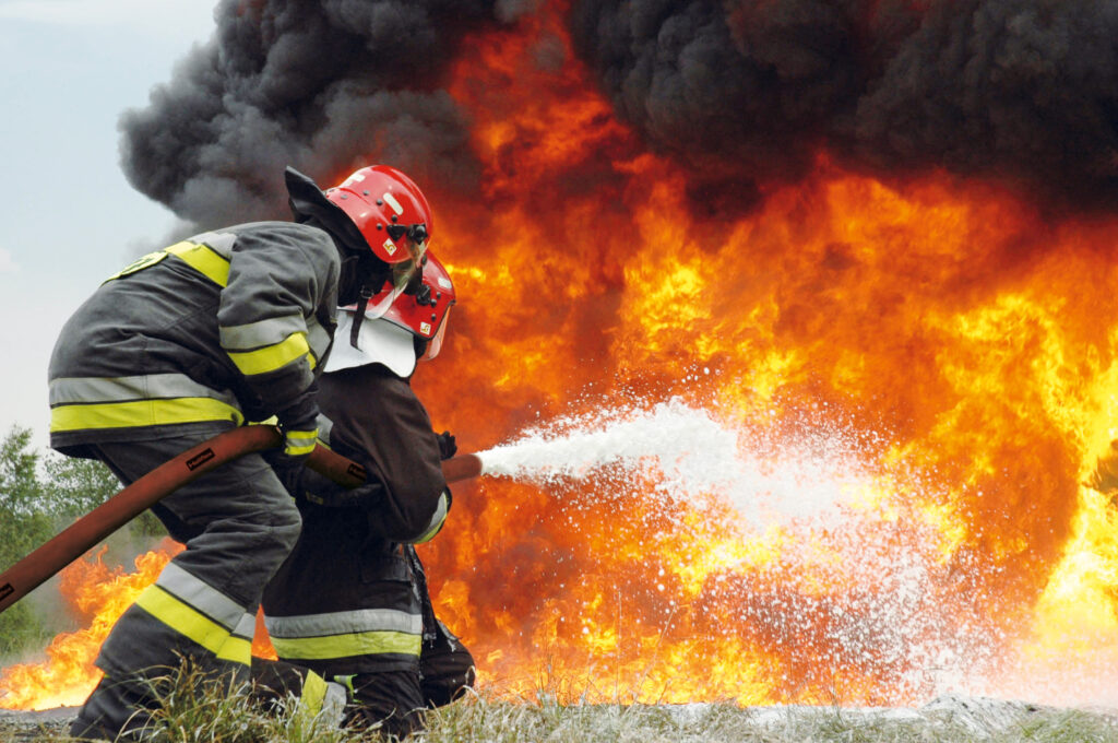 ¡Prepárate para el verano con los mejores equipos contra incendios de Agrocor!